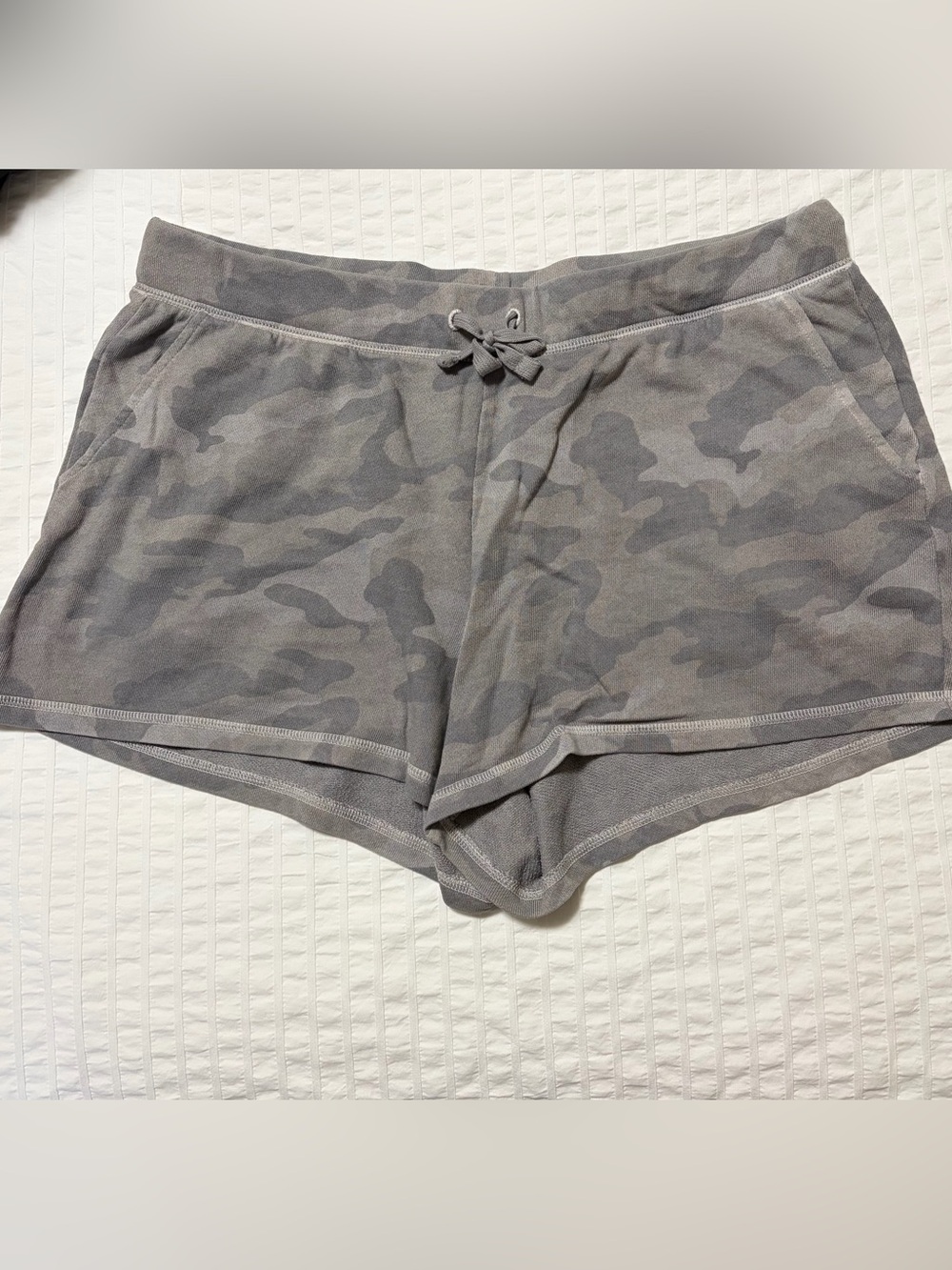 Old Navy Gray Camo Athletic Lounge Shorts